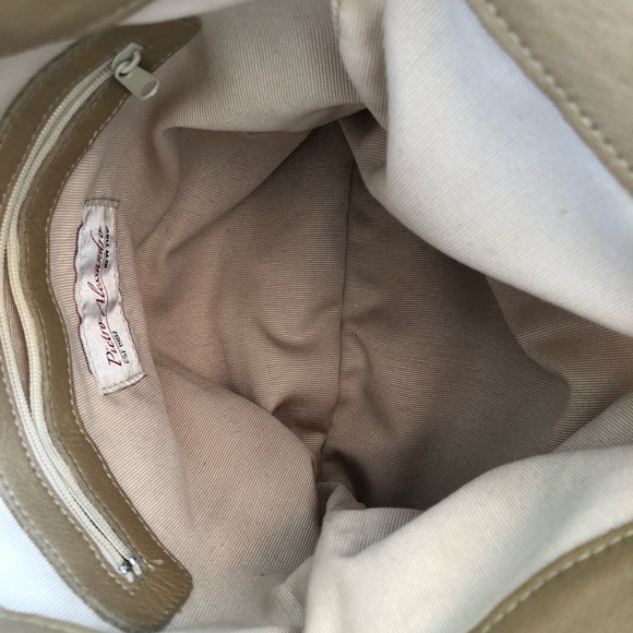 Pietro Alessandro Handbag. Light tan and white. Excellent like new condition! - Picture 13 of 16